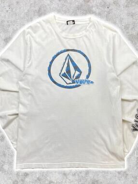 2000's Volcom Simplistic Sleeve Hit Graphic Long Sleeve Shirt